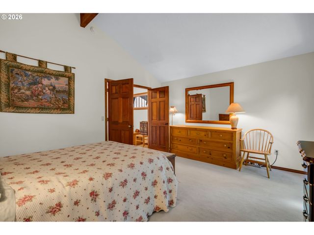 3141 ROYCE Way, Lake Oswego, OR 97034