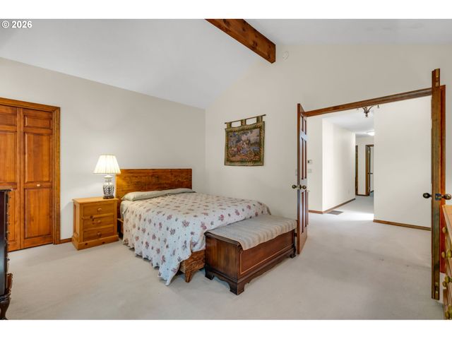 3141 ROYCE Way, Lake Oswego, OR 97034
