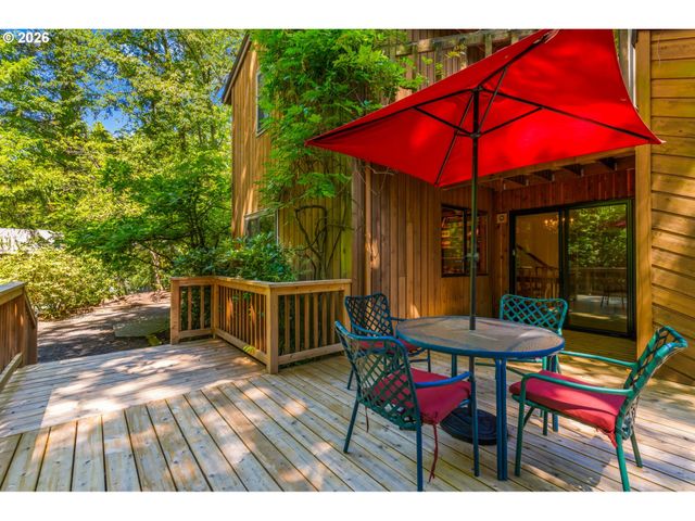 3141 ROYCE Way, Lake Oswego, OR 97034
