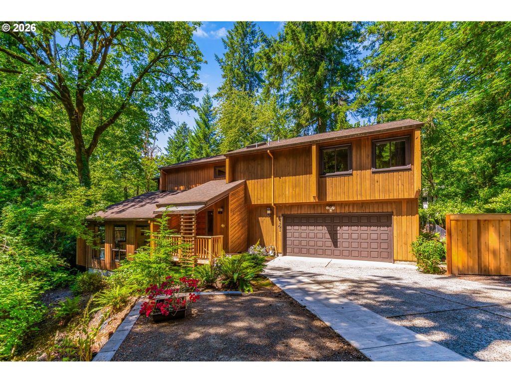 3141 ROYCE Way, Lake Oswego, OR 97034