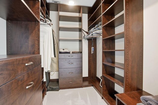 1 Miranova Place, 2030 2030, Columbus, OH 43215