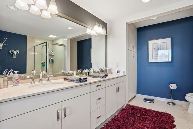 1 Miranova Place, 2030 2030, Columbus, OH 43215