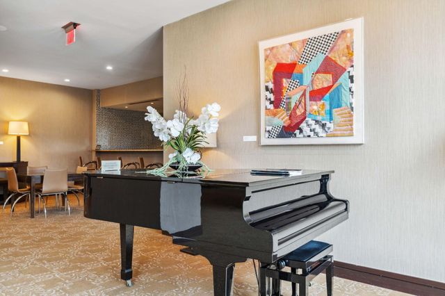 1 Miranova Place, 2030 2030, Columbus, OH 43215