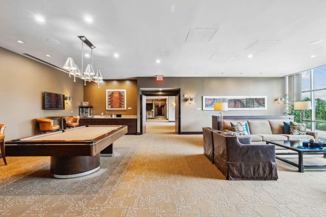 1 Miranova Place, 2030 2030, Columbus, OH 43215