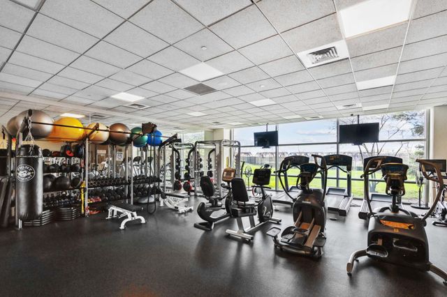 1 Miranova Place, 2030 2030, Columbus, OH 43215