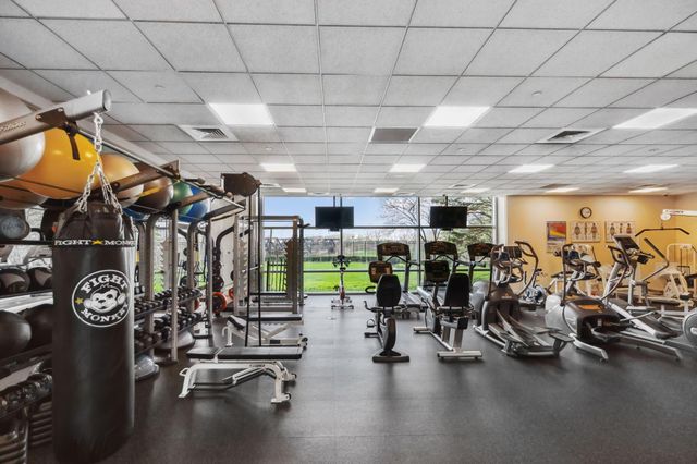 1 Miranova Place, 2030 2030, Columbus, OH 43215