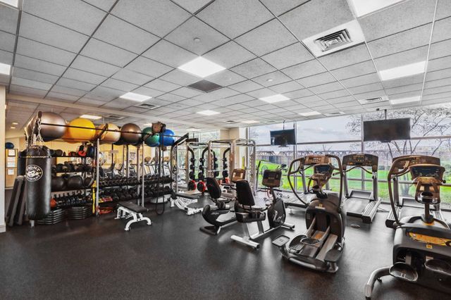 1 Miranova Place, 2030 2030, Columbus, OH 43215