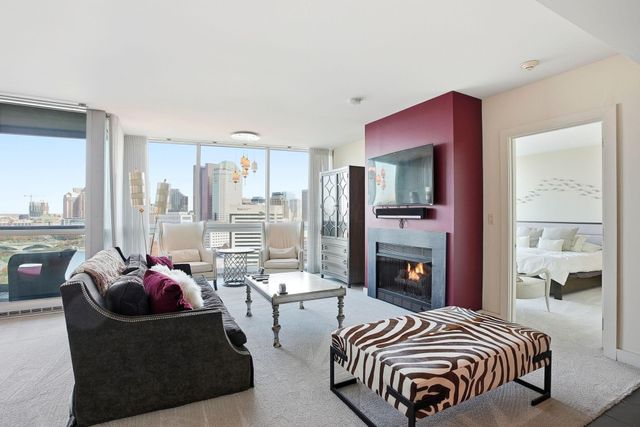 1 Miranova Place, 2030 2030, Columbus, OH 43215