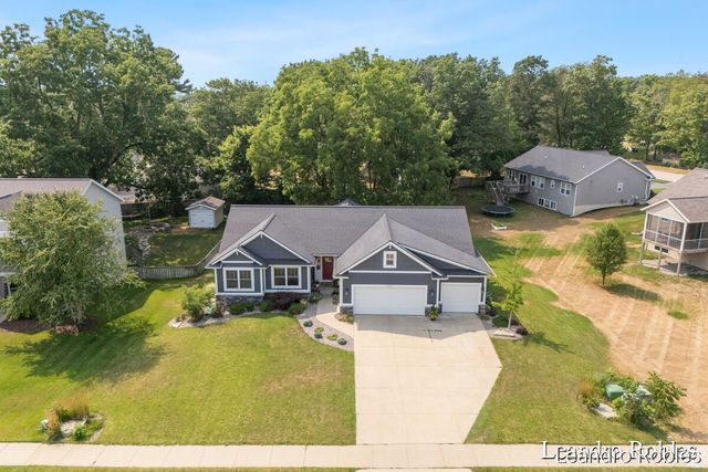6587 Alward Drive, Hudsonville, MI 49426