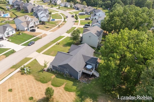 6587 Alward Drive, Hudsonville, MI 49426