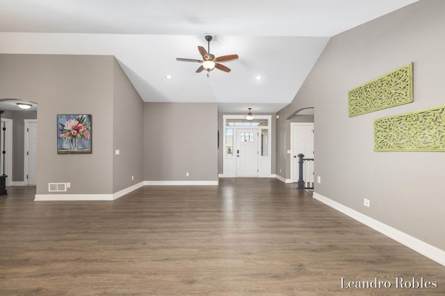 6587 Alward Drive, Hudsonville, MI 49426