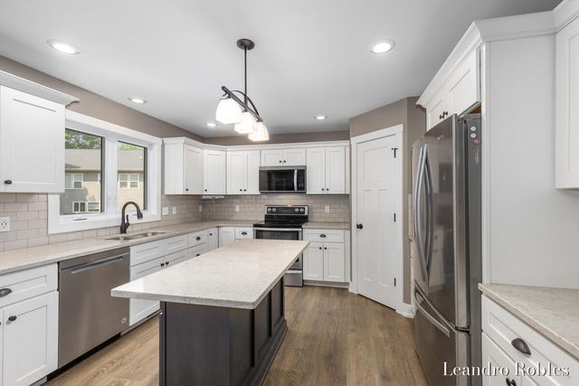 6587 Alward Drive, Hudsonville, MI 49426