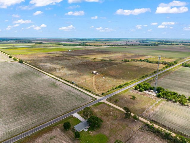 9690 Fm 1300 Road, Louise, TX 77455
