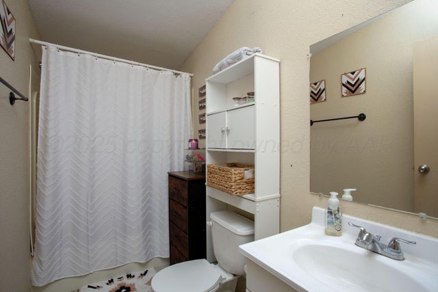 6708 TUCKER Road, Amarillo, TX 79118