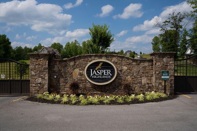 3699 Crockett Pointe, Jasper, TN 37347
