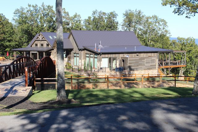 3699 Crockett Pointe, Jasper, TN 37347