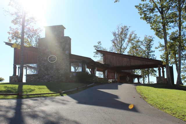 3699 Crockett Pointe, Jasper, TN 37347