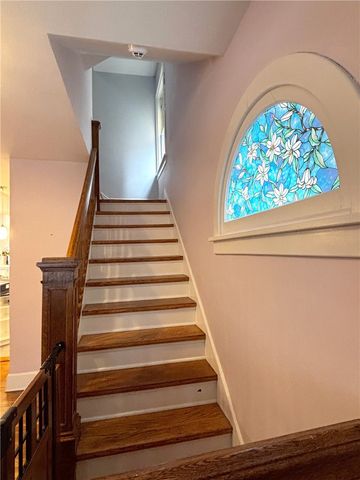 352 Marshall Ave, Marshall Shadeland, PA 15214