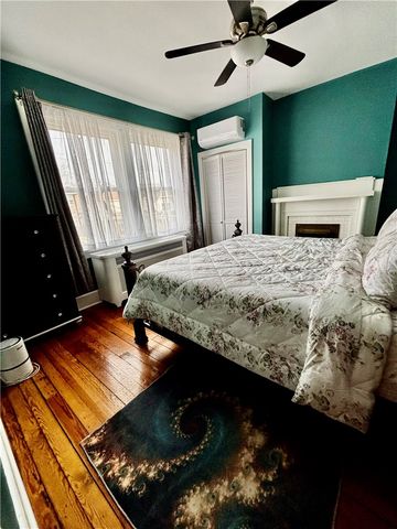 352 Marshall Ave, Marshall Shadeland, PA 15214