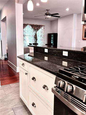 352 Marshall Ave, Marshall Shadeland, PA 15214