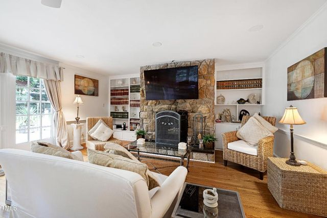 112 Queensferry Road, Cary, NC 27511