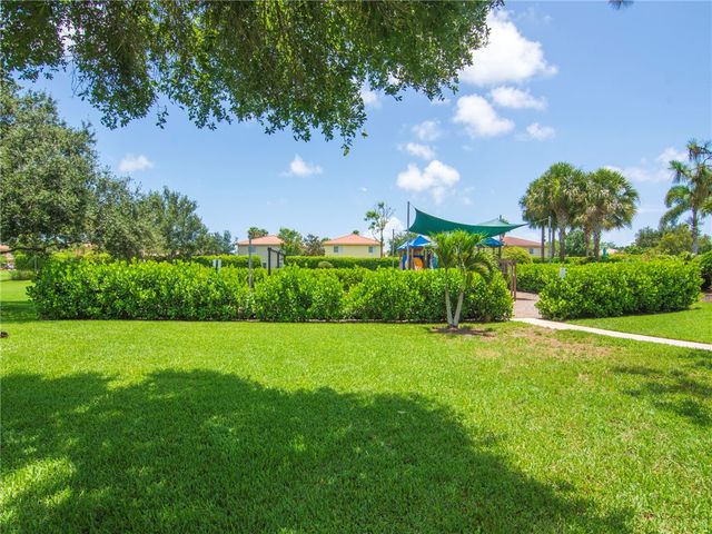 5705 55th Street, Vero Beach, FL 32967