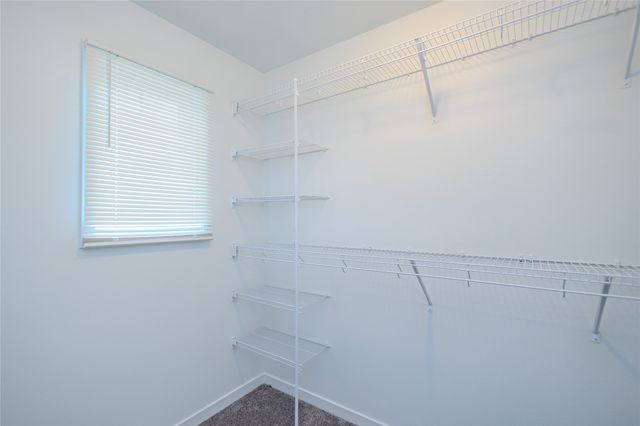 7000 Lake Ridge Avenue 4, Des Moines, IA 50320