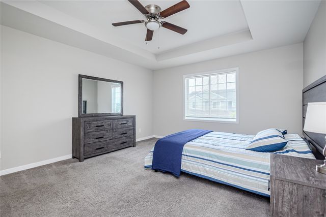 7000 Lake Ridge Avenue 4, Des Moines, IA 50320