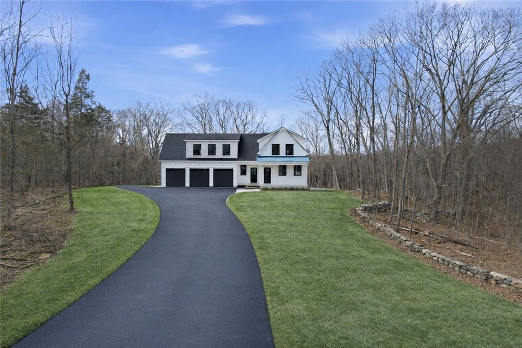 164 Scott Road, Cumberland, RI 02864