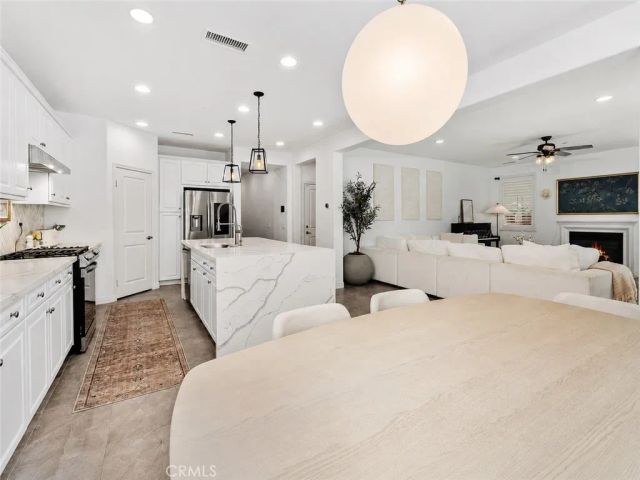 11415 Valley Oak, Corona, CA 92883