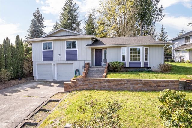 240 St. James Place, Longview, WA 98632