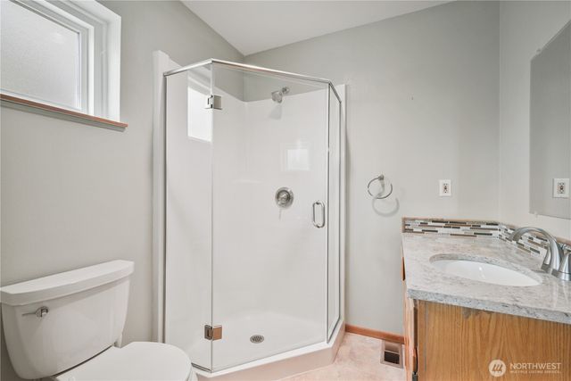 240 St. James Place, Longview, WA 98632