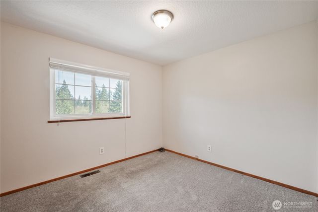 240 St. James Place, Longview, WA 98632