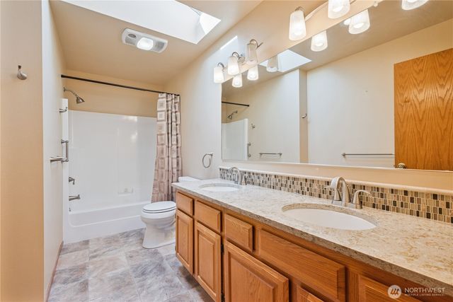 240 St. James Place, Longview, WA 98632