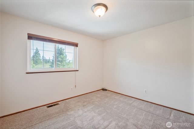 240 St. James Place, Longview, WA 98632