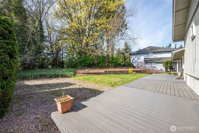 240 St. James Place, Longview, WA 98632