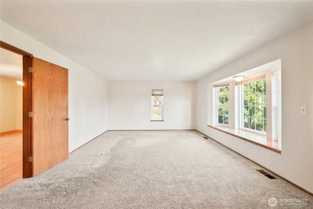 240 St. James Place, Longview, WA 98632