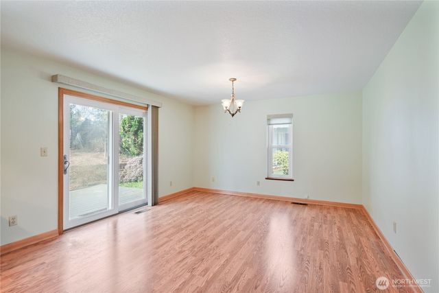 240 St. James Place, Longview, WA 98632