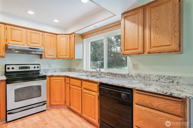 240 St. James Place, Longview, WA 98632