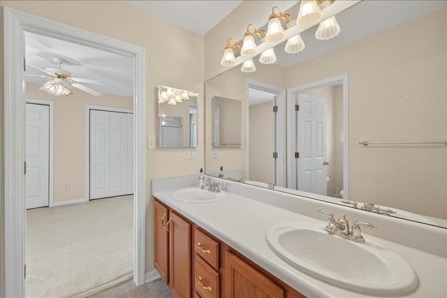 2704 Laurelwood Lane, Tallahassee, FL 32308