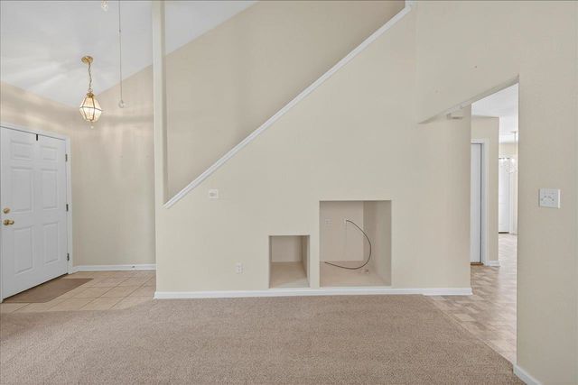 2704 Laurelwood Lane, Tallahassee, FL 32308