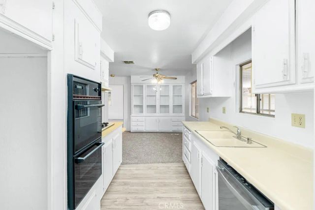 793 W Johnston, Hemet, CA 92543