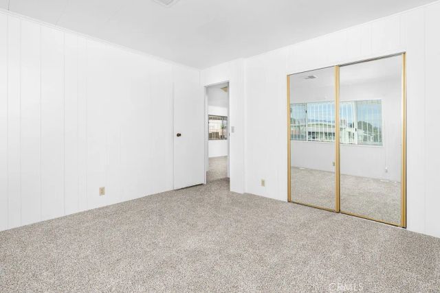 793 W Johnston, Hemet, CA 92543