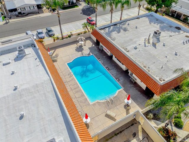 793 W Johnston, Hemet, CA 92543
