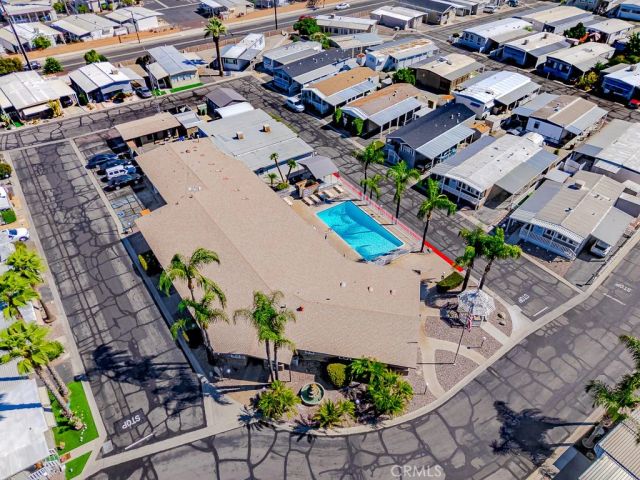 793 W Johnston, Hemet, CA 92543