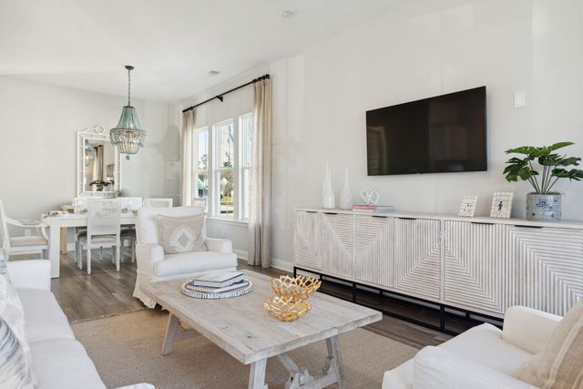 1033 Adirondack Drive, Summerville, SC 29485