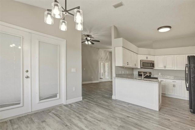 2992 OAKS BEND, Bowling Green, FL 33834