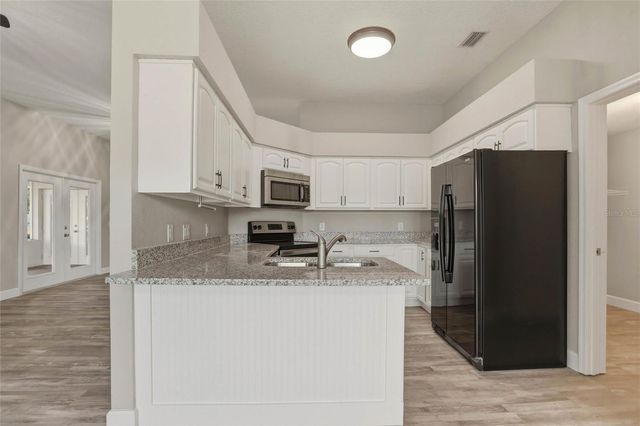 2992 OAKS BEND, Bowling Green, FL 33834
