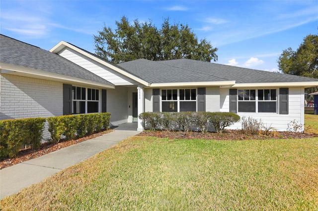 2992 OAKS BEND, Bowling Green, FL 33834