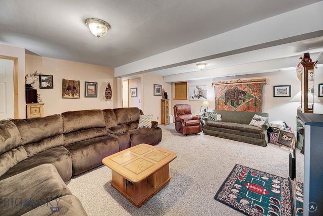 1235 Angus Road, Helena, MT 59602